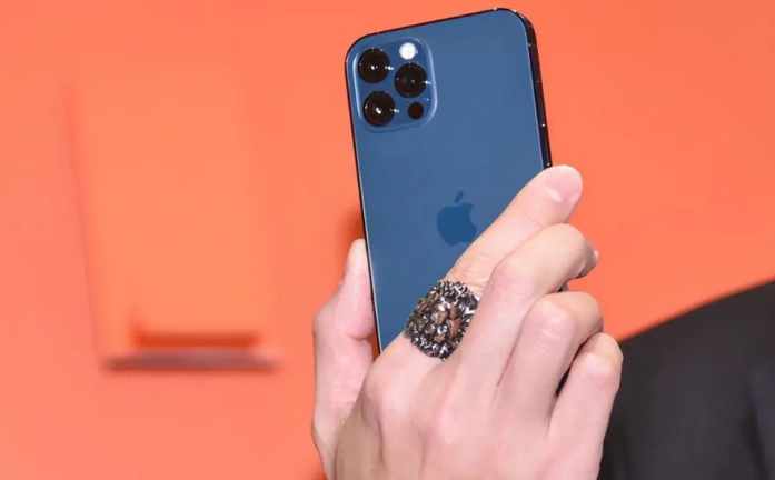 清新苹果手机维修分享iPhone12系列重启方法教程 